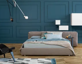 Letto Imbottito con Testiera Asimmetrica